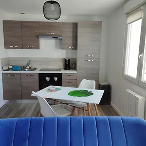 https://charmant-t1-bis-dans-un-quartier-calme.inbrittany.com