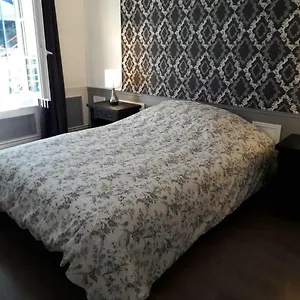 https://veyrat-insolite.hotels-rhonealpes.com